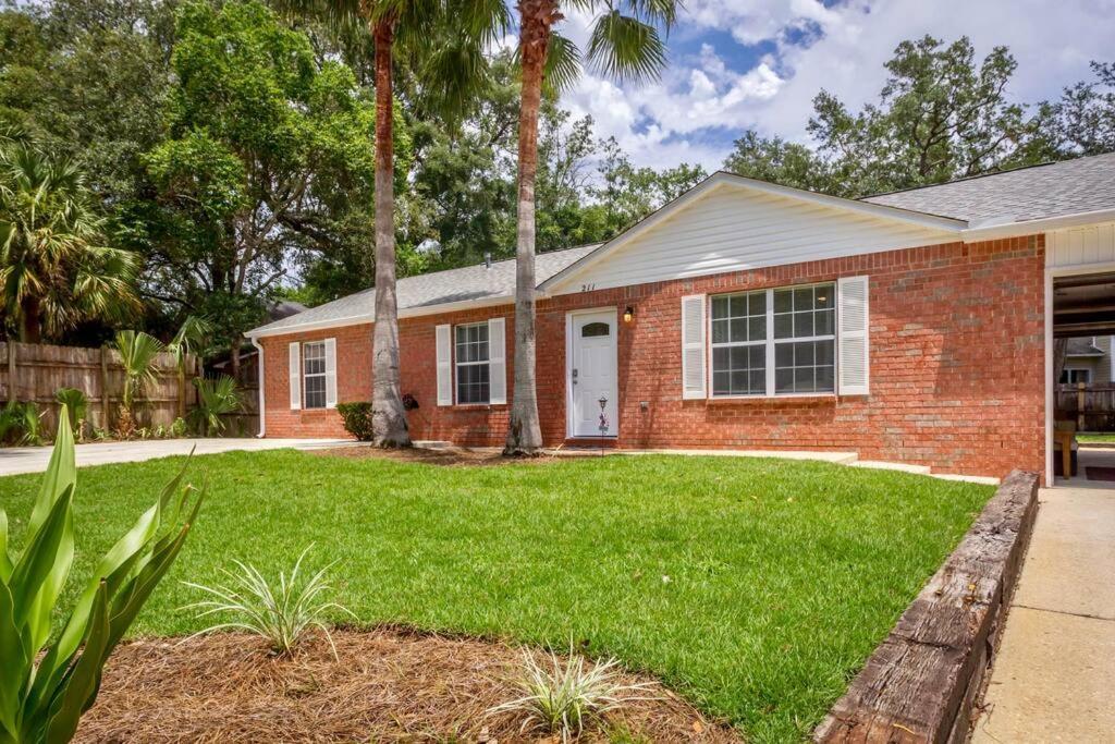 Life'S A Breeze - Updated 3Br 5Min To Pcola Beach ガルフブリーズ エクステリア 写真